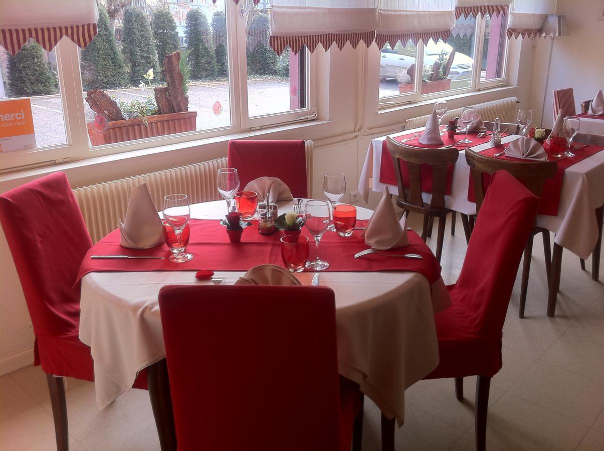 תאן Hotel Restaurant Aux Sapins מראה חיצוני תמונה