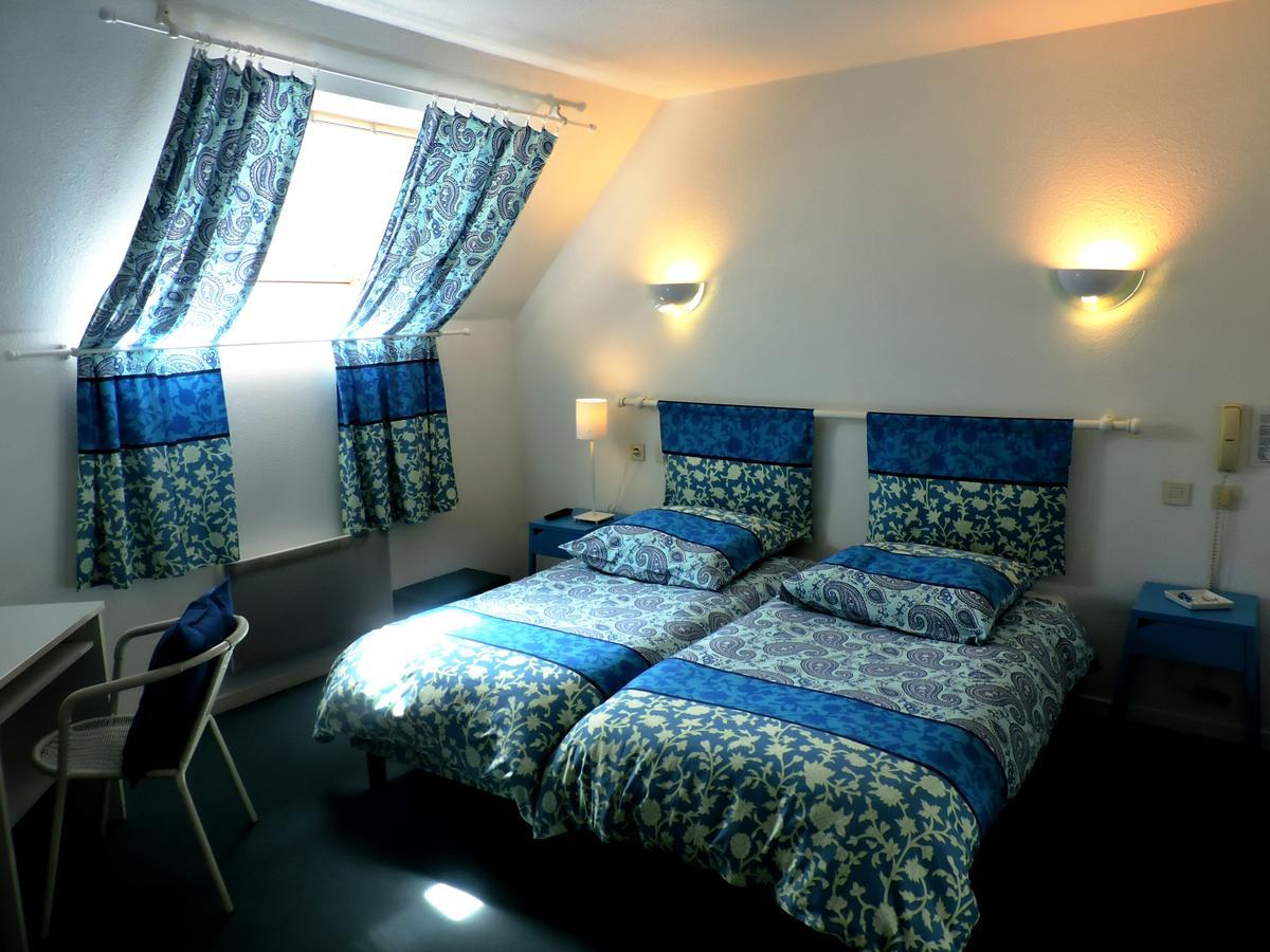 תאן Hotel Restaurant Aux Sapins מראה חיצוני תמונה